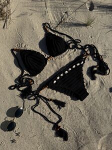 BLACK SHELL - CROCHET BIKINI SET - Image 4