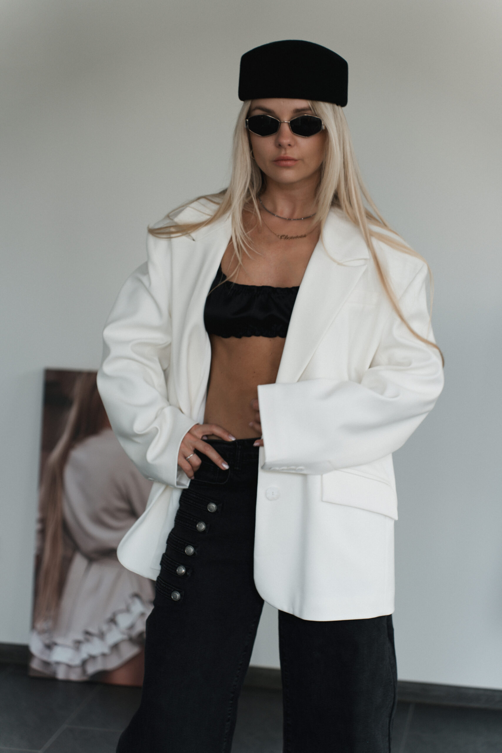 VS200804 DADI WHITE JACKET - Image 1